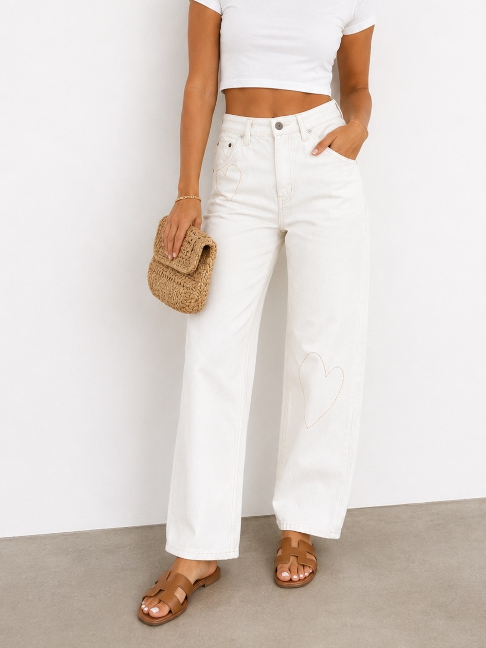 Zadig & Voltaire White Straight Leg Jeans Heart Embroidery Size 25 MSRP $278